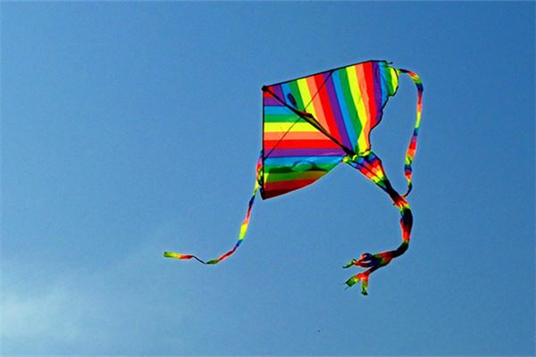 夢見風箏：風箏斷線獲自由，病人夢得疾病痊_周公解夢
