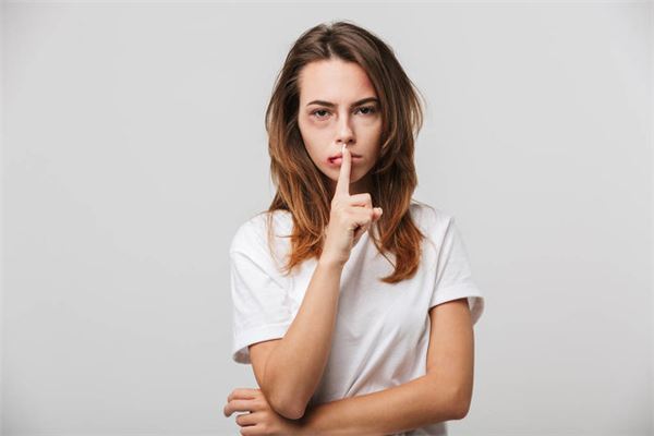 夢到自己被打了_周公解夢