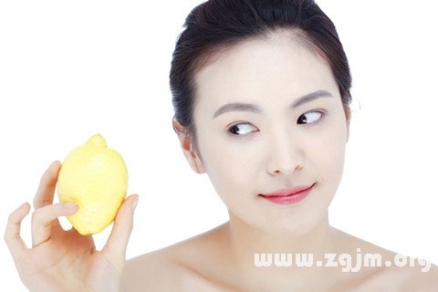 夢見斜視