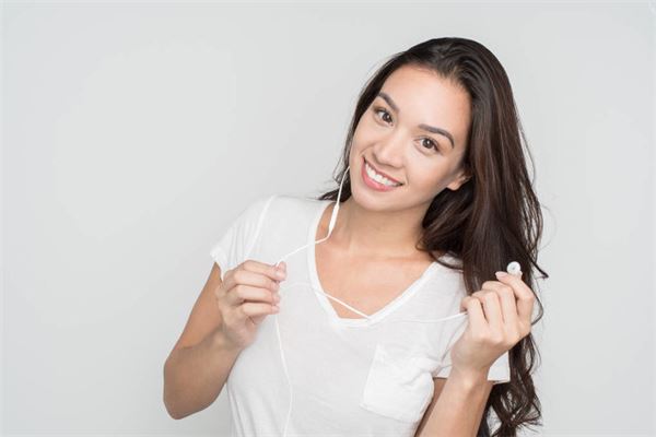 1983年出生屬豬2021年財運_十二生肖