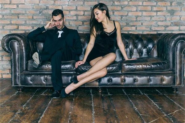 夢到自己和熟人出軌_周公解夢