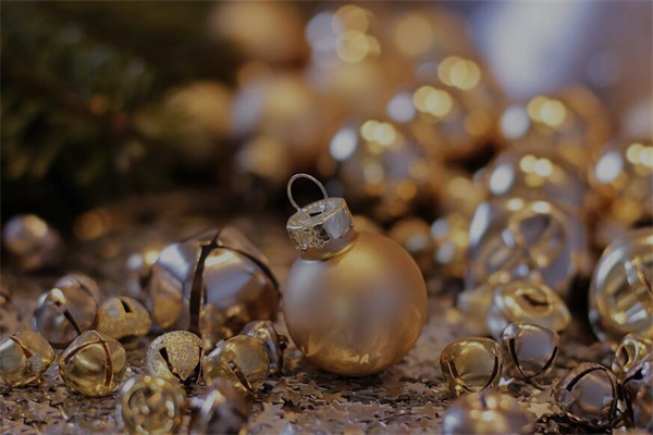 夢見金黃色會是什麼預兆_周公解夢