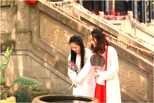 夢到了結婚穿紅有什麼寓意嗎？_周公解夢官網