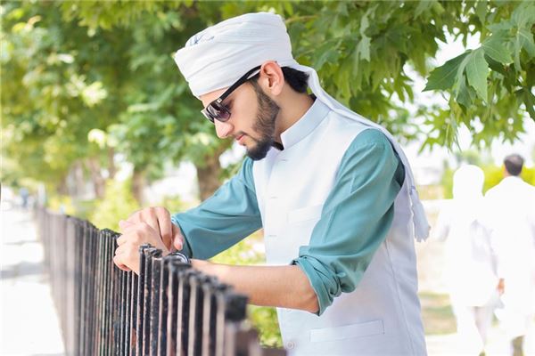 夢見新衣裳有什麼含義_周公解夢