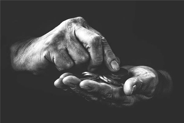 夢到被騙錢_周公解夢