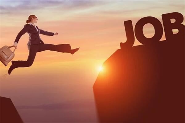 夢見快遲到了很著急_周公解夢