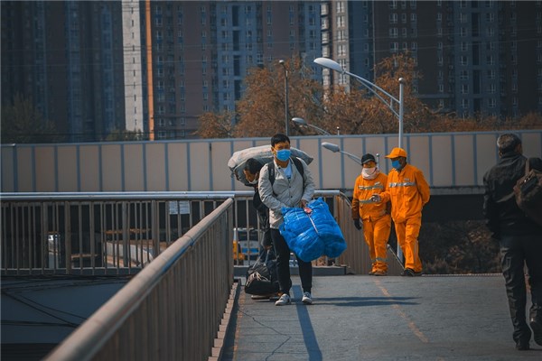 夢到外地工作是什麼徵兆_周公解夢
