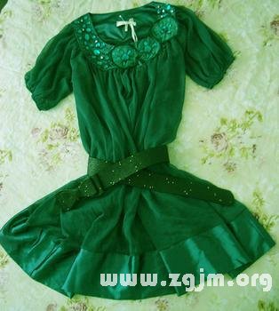 夢見穿綠裙子