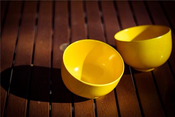 夢見飯碗裡有活蛆_周公解夢