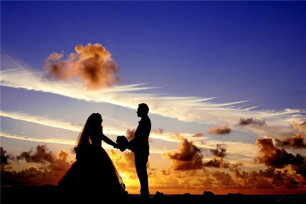 夢見別人結婚是什麼意思_周公解夢