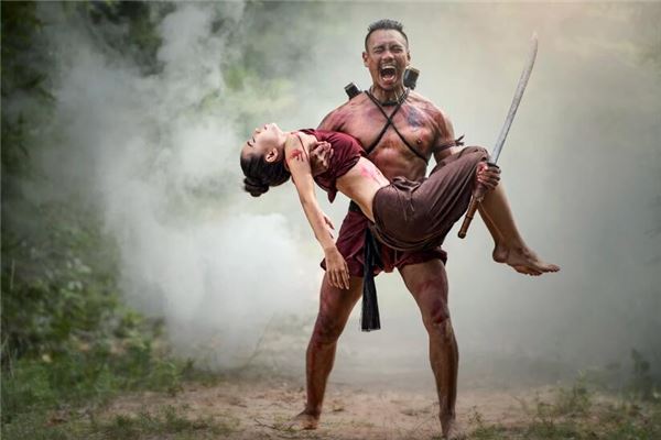 夢見自己死在昔日的男友懷裡表示什麼_周公解夢