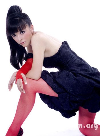 黃小蕾個人資料 黃小蕾演過的電視劇 戴軍黃小蕾_十二星座