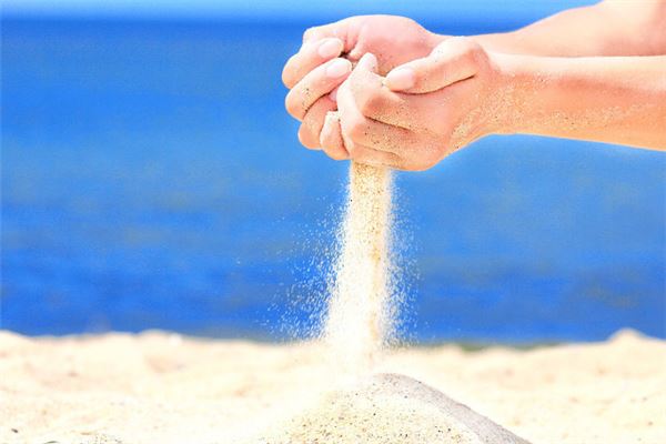 夢見沙子_周公解夢