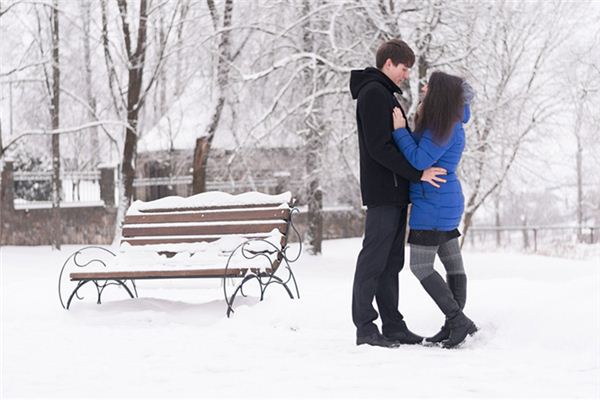 夢到自己有男朋友_周公解夢