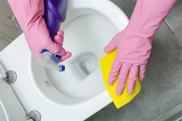 夢到拉屎,清理屎_周公解夢