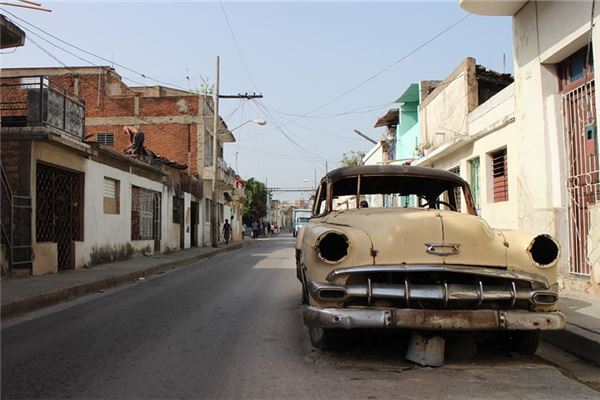 夢見破車舊車_周公解夢