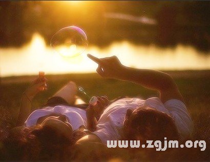 揭秘:讓牡羊女一忍再忍的渣男特點_十二星座