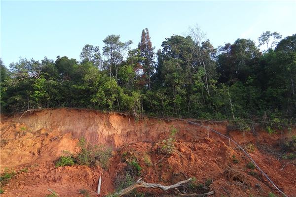 夢見土崩怎麼回事_周公解夢