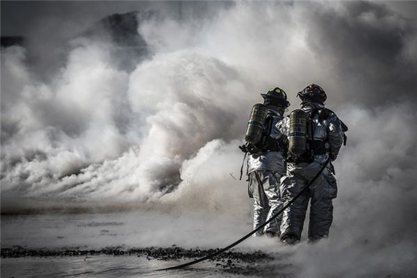 夢見火災被撲滅_周公解夢