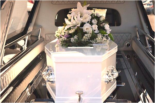 夢到人從高樓上掉下來摔死是什麼預兆？_周公解夢官網