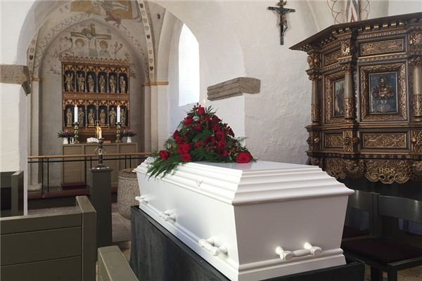 夢見棺材活人有什麼意思_周公解夢