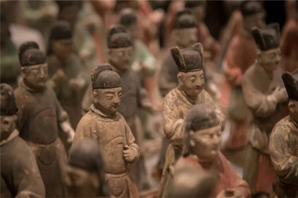 夢到了當官的有什麼寓意嗎？_周公解夢