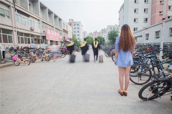 夢見為同學送行_周公解夢