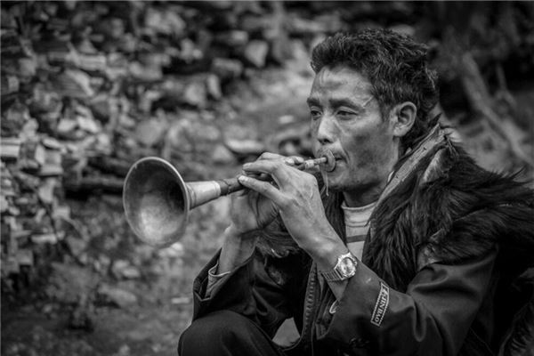 夢見吹嗩吶是什麼意思_周公解夢