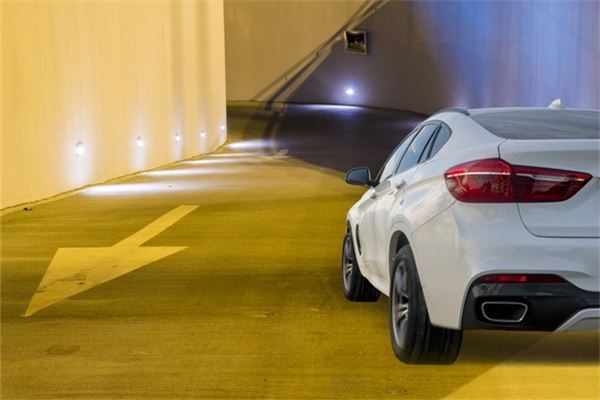夢見下車是什麼意思_周公解夢