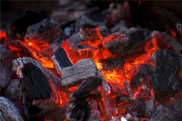 夢見爐子裡有火_周公解夢