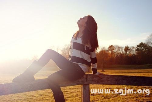 巨蟹的職場人際關係_十二星座