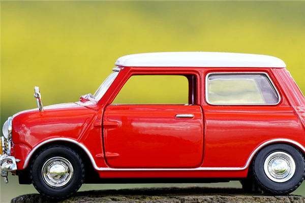 夢到紅色小車怎麼說_周公解夢