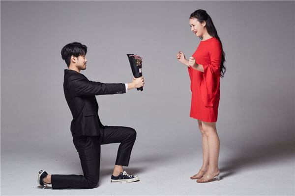 夢見被求婚_周公解夢