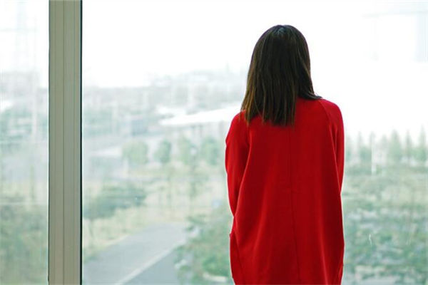 夢見紅衣服是什麼意思_周公解夢