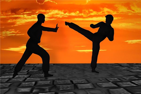 夢見朋友打架_周公解夢