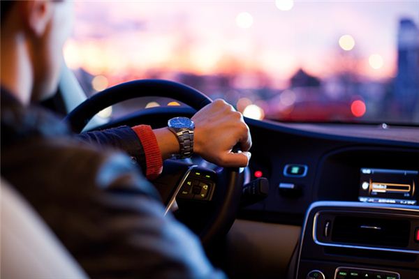 孕婦夢見自己開車_周公解夢 孕婦夢見自己開車是什麼意思_孕婦夢見自己開車好不好_周公解夢官網