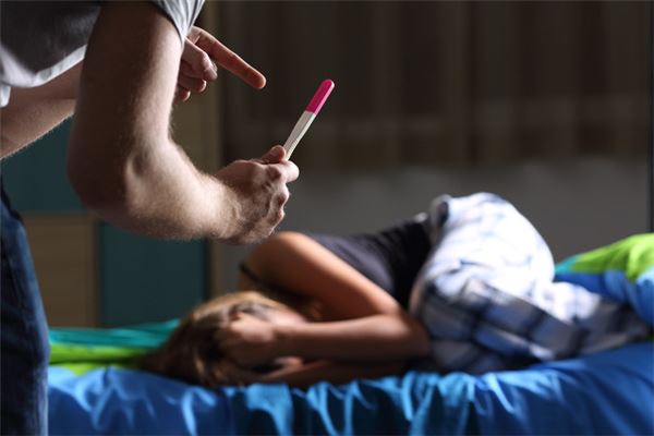 夢見做流產_周公解夢