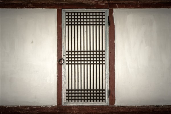 夢到了開後門是什麼兆頭_周公解夢