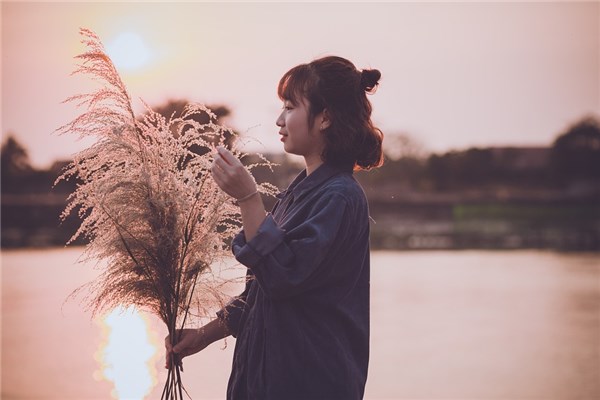 夢見黑衣女子是好是壞_周公解夢