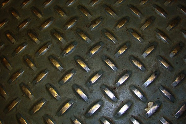 夢到了鋼板是啥預兆_周公解夢