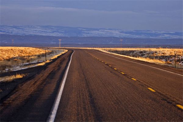夢見走路路不通_周公解夢
