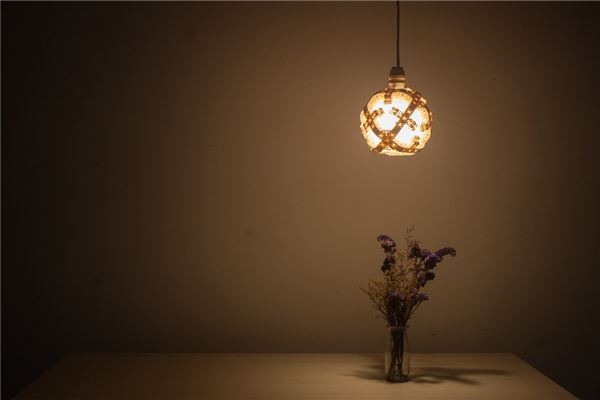 夢到了安裝燈代表著什麼_周公解夢