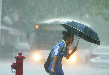 夢見下大雨被淋濕