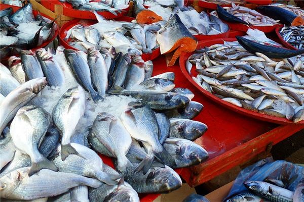 夢見賣魚是怎么回事_周公解夢