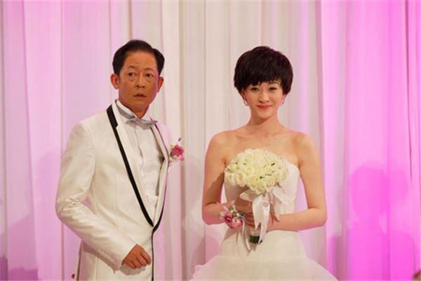 夢見和老人結婚_周公解夢