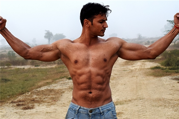 夢到男的裸體有什麼說法_周公解夢