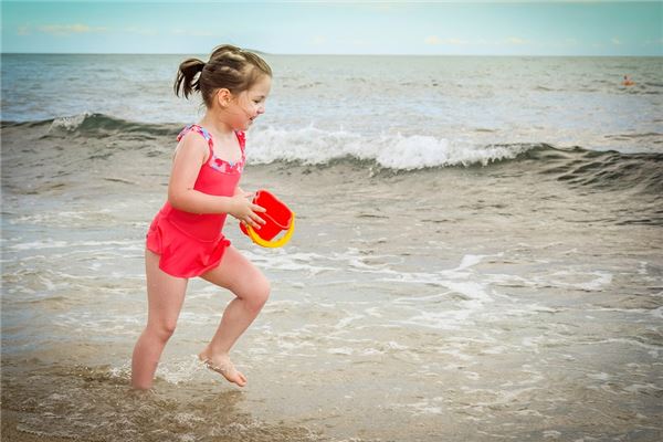 夢到了女兒變醜有什麼意思_周公解夢