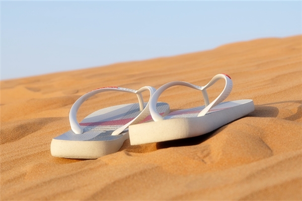 夢到拖鞋斷了是好事還是壞事_周公解夢