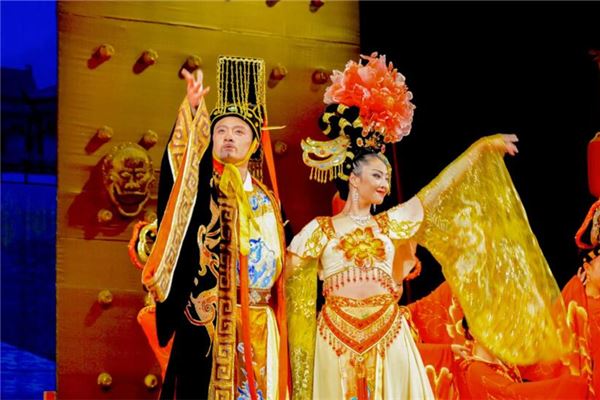 夢到了皇家預示什麼_周公解夢