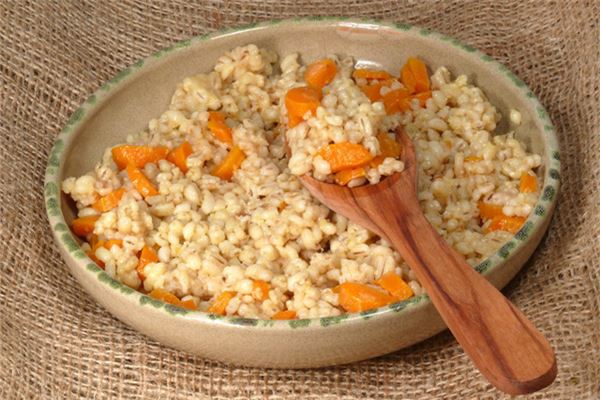 夢見飯撒了一地_周公解夢